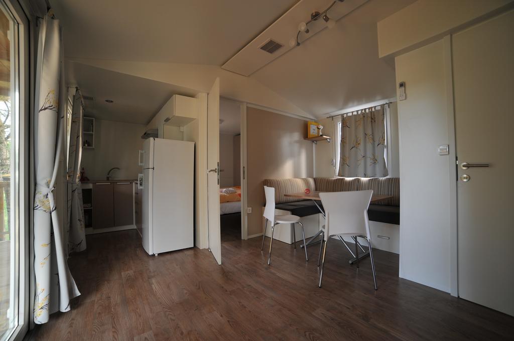 Mobile Homes Adria Ankaran Exteriér fotografie